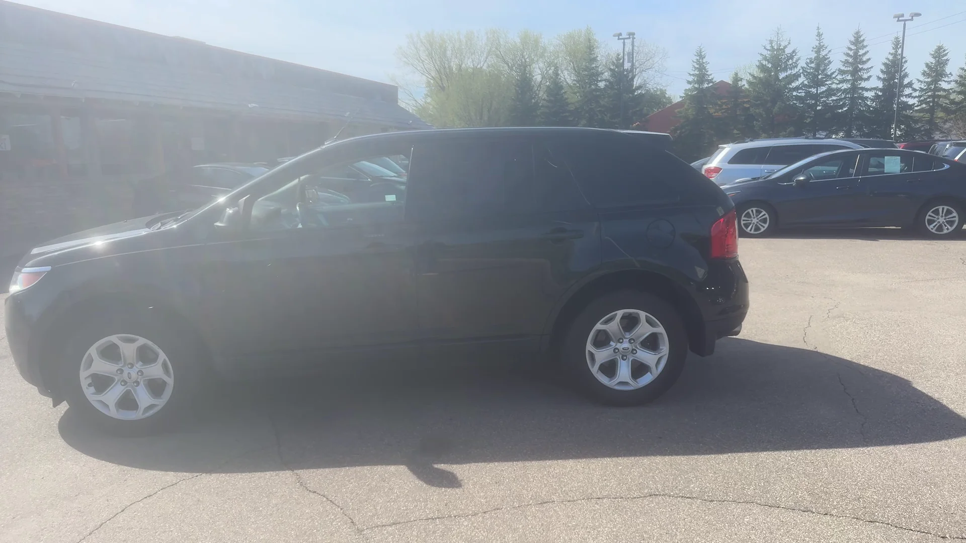 Used 2013 Black Ford SEL FWD image 8