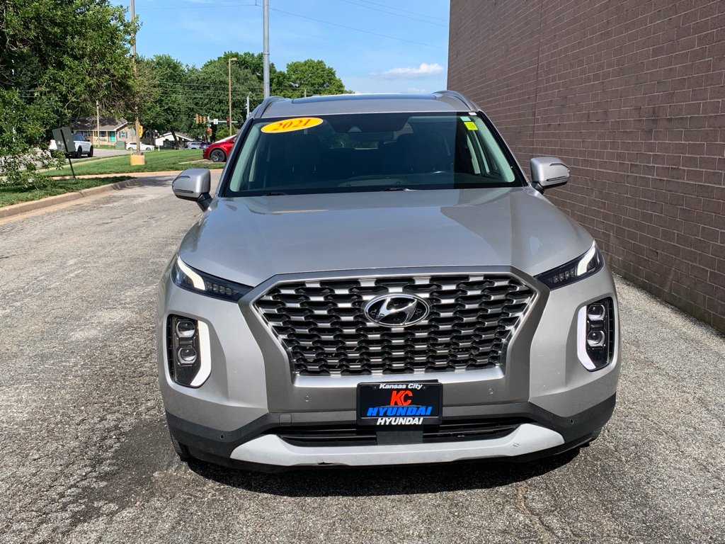Used 2021 Typhoon Silver Hyundai SEL image 8