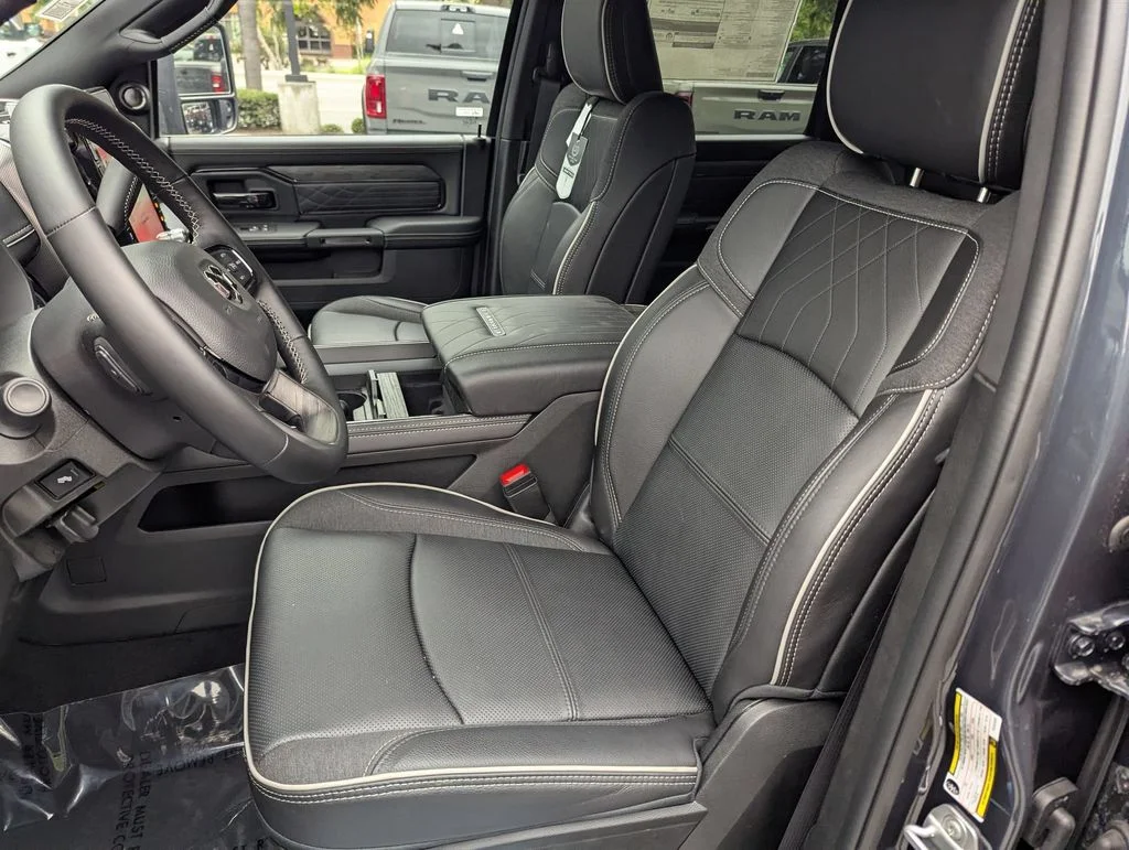 2026 RAM 3500 Limited - Photo 11