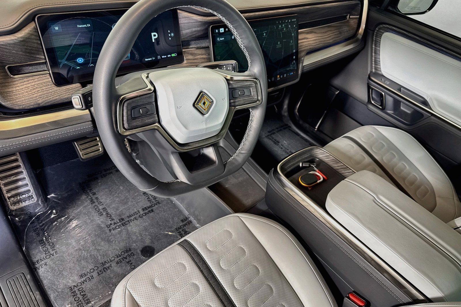Used 2022 Rivian Blue Rivian Adventure Package image 9