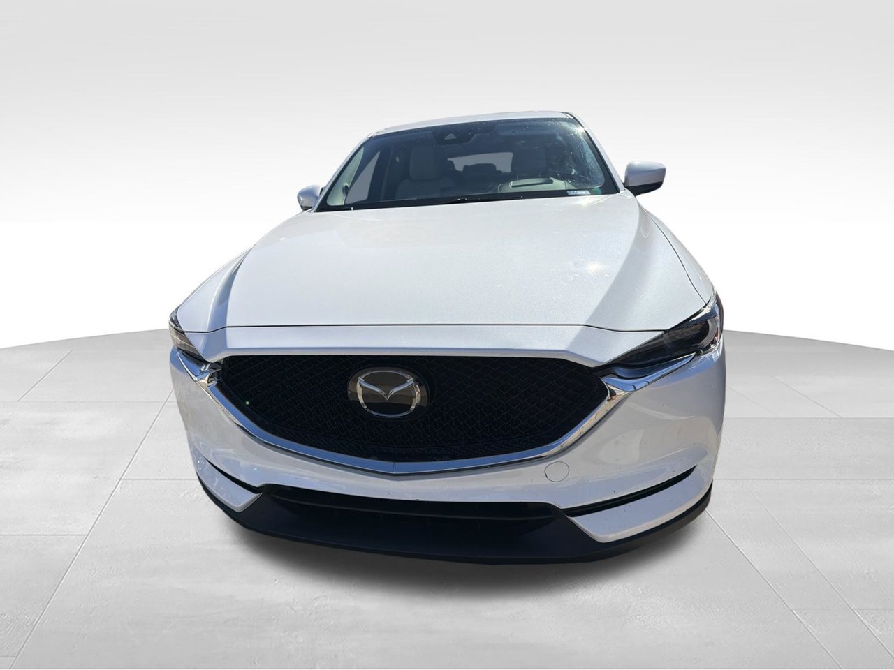 Used 2020 White Mazda Grand Touring image 2