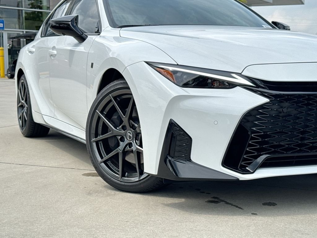 New 2026 Ultra White Lexus F SPORT DESIGN image 9