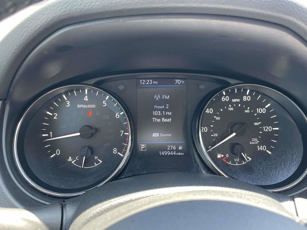 Used 2020 Gray Nissan SV image 24