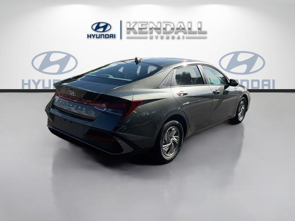 New 2026 Amazon Gray Hyundai SE image 6