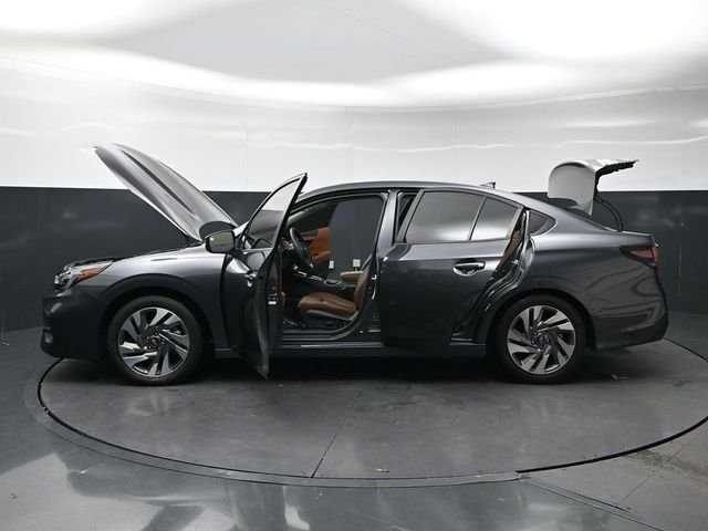 Used 2025 Gray Metallic Subaru Touring XT image 41