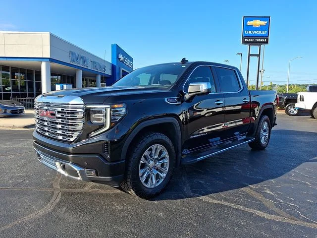 Used 2025 Black GMC Denali image 3