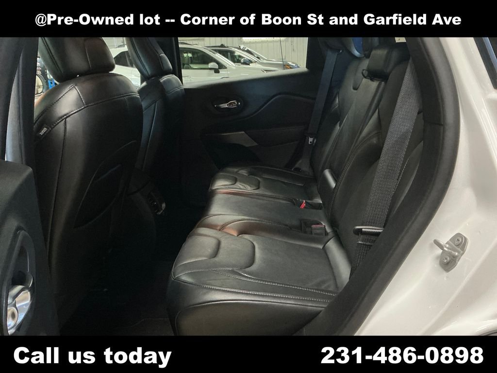 Used 2020 White Jeep Limited image 21