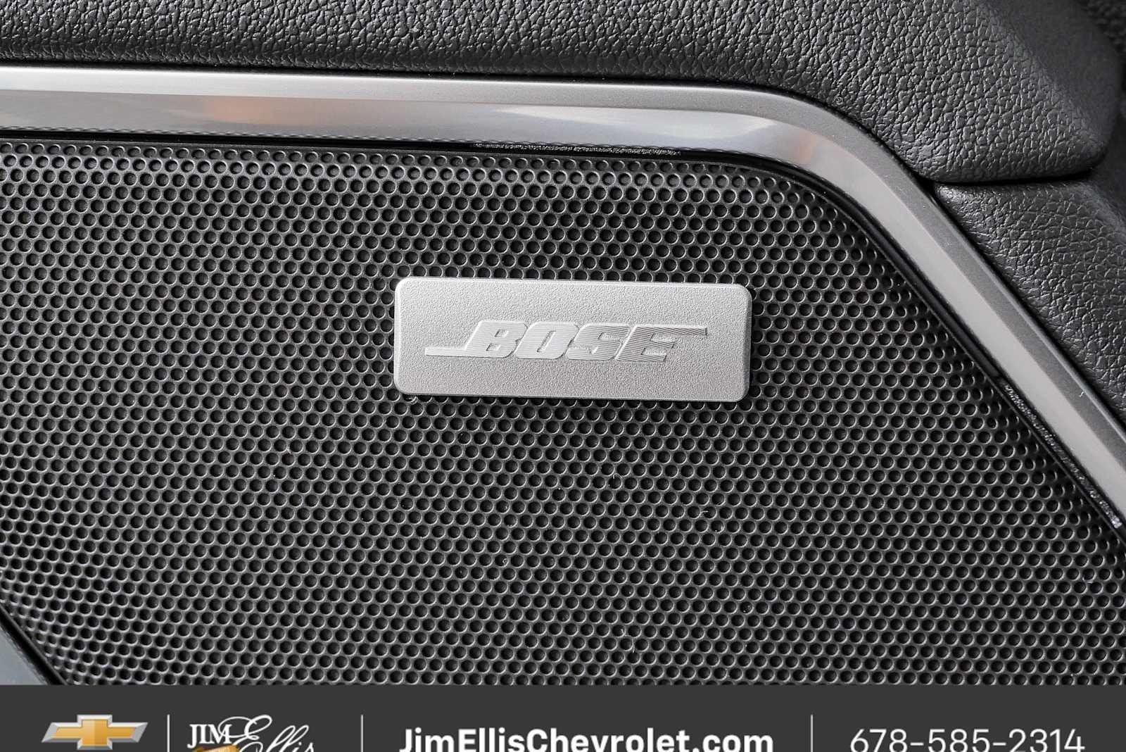 New 2026 Summit White Chevrolet RST image 7