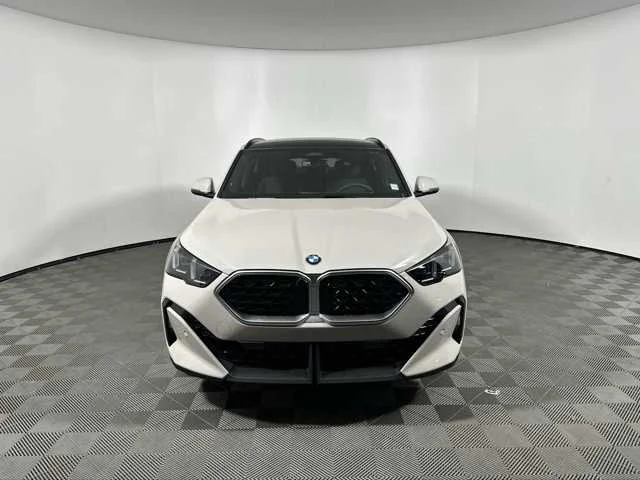 Used 2026 Dune Grey Metallic BMW xDrive28i image 5