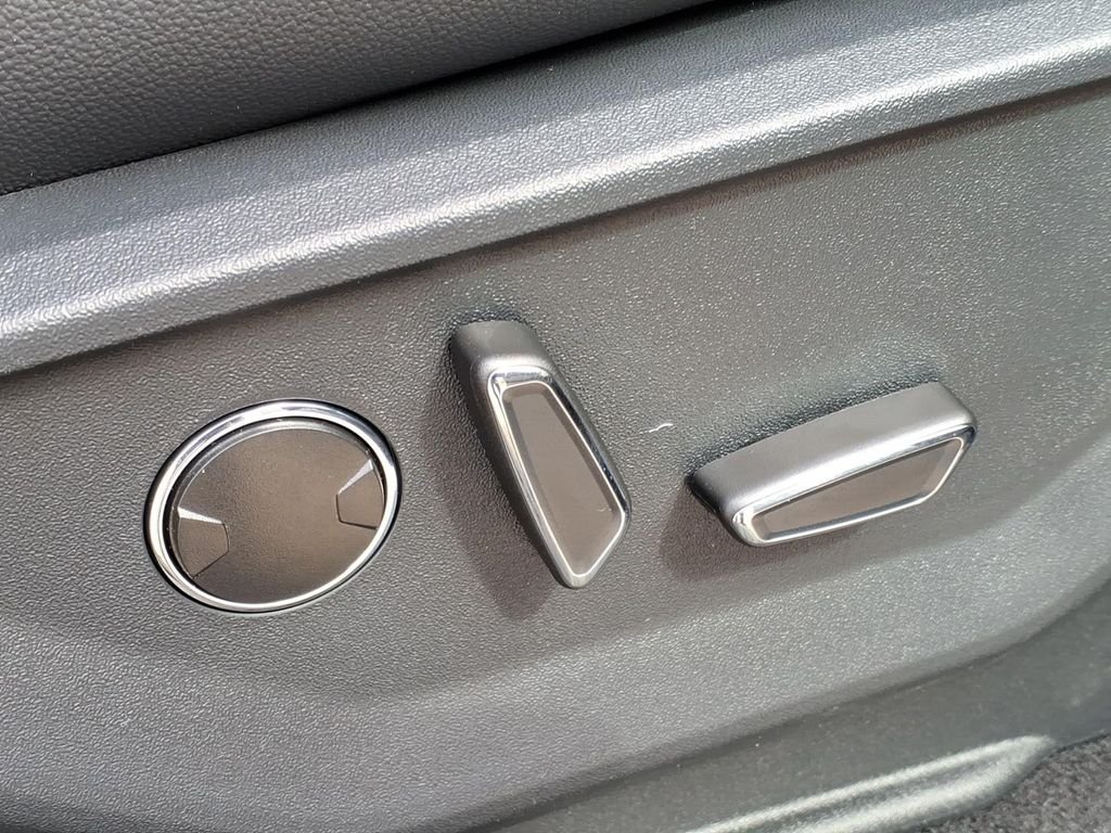 New 2026 Agate Black Metallic Ford Lariat® image 15