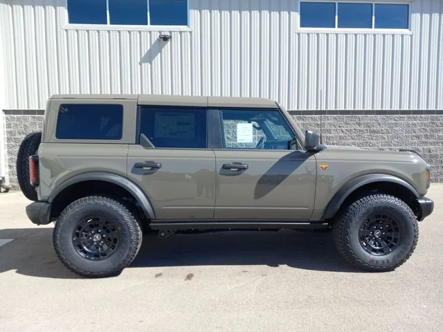 New 2026 Marsh Gray Ford Badlands® image 2