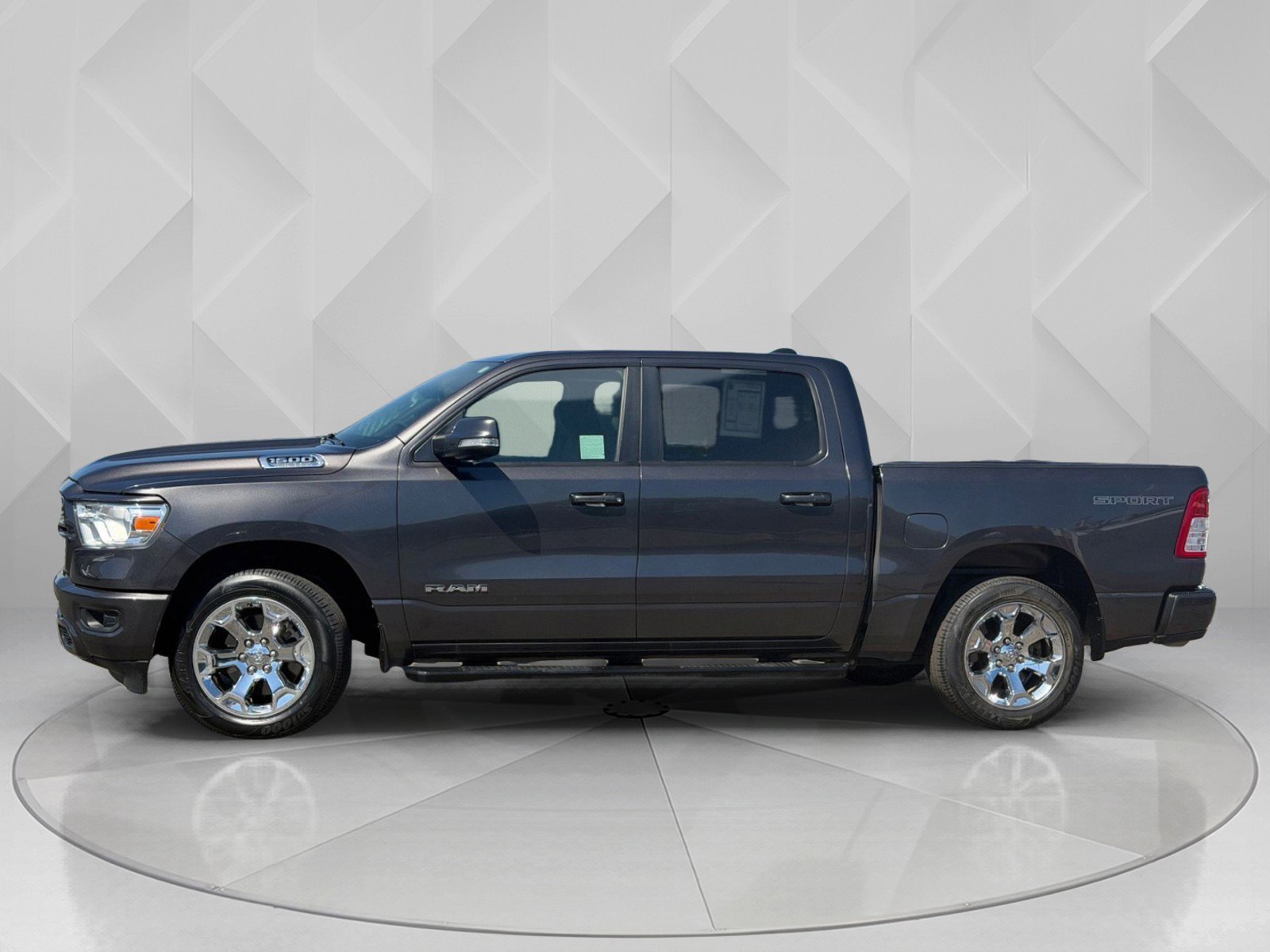 Used 2020 Granite Crystal Metallic Clearcoat Ram Big Horn image 2