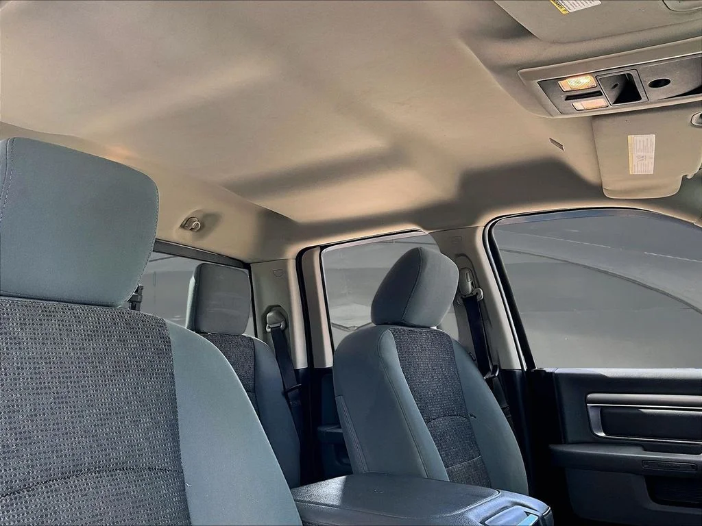 Used 2020 White Ram Warlock image 29
