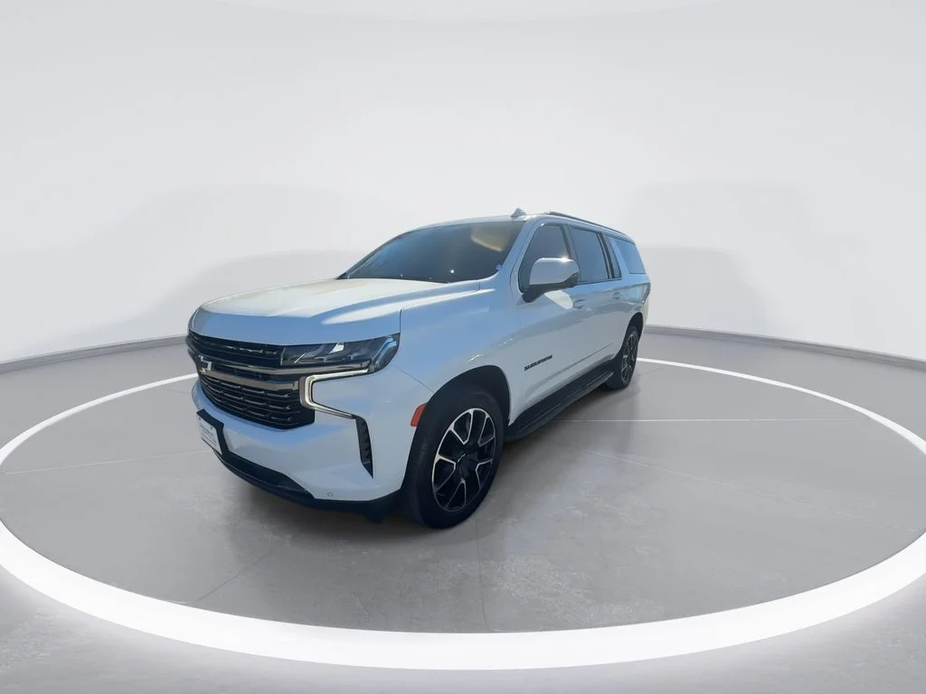 Used 2022 White Chevrolet RST image 4