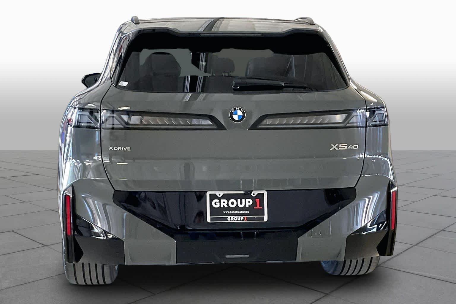 New 2027 Grey Pine Metallic BMW 40 xDrive image 4