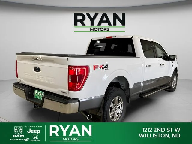 Used 2021 White Ford XLT image 3