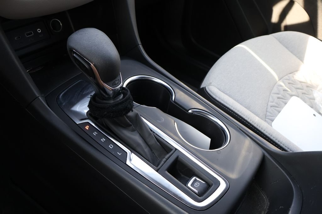 Used 2024 White Chevrolet LS image 26