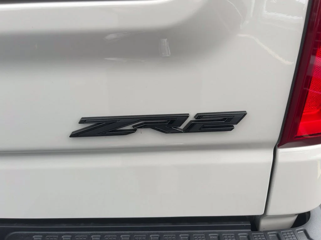 2026 Chevrolet Silverado 1500 ZR2 - Photo 11