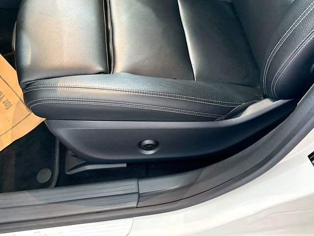 Used 2016 Cirrus White Mercedes-Benz CLA 250 image 18