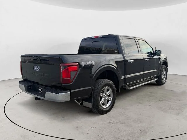 Certified Used 2025 Agate Black Metallic Ford XLT image 5