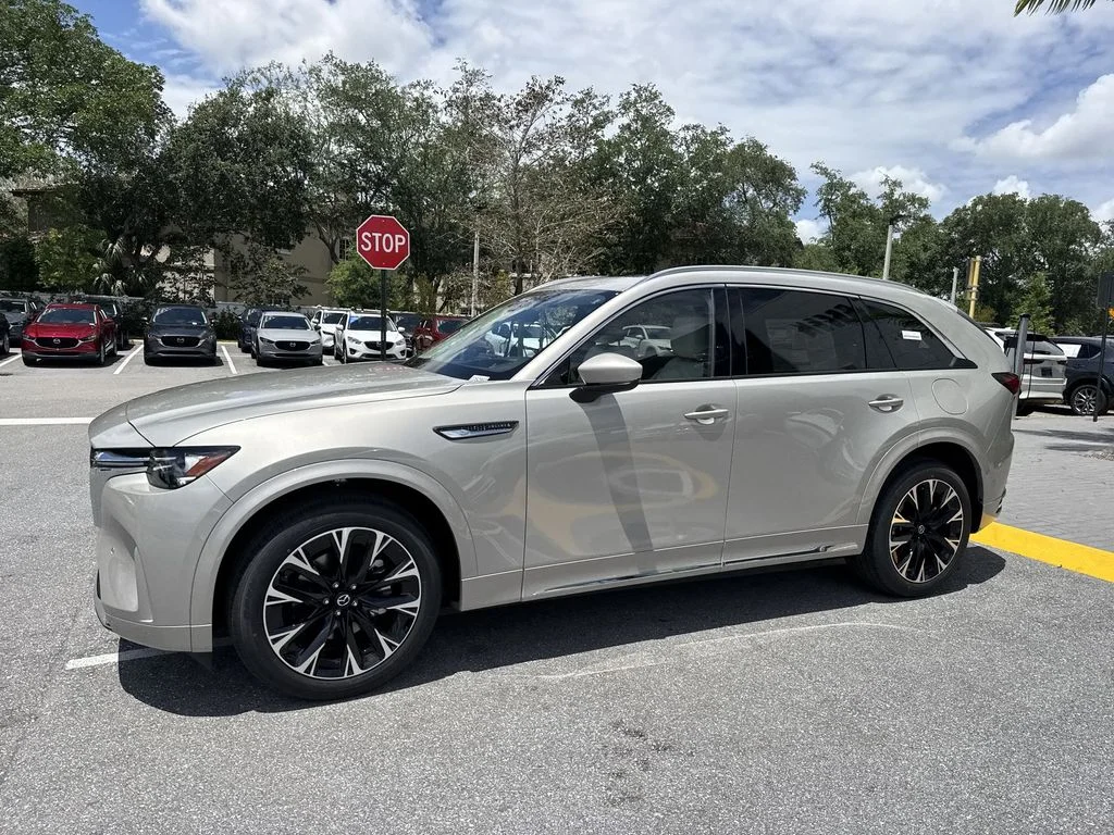 New 2026 Platinum Quartz Metallic Mazda 3.3 Turbo S Premium Plus AWD image 10