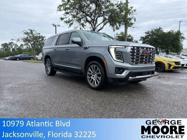 2025 GMC Yukon Denali AWD's photo