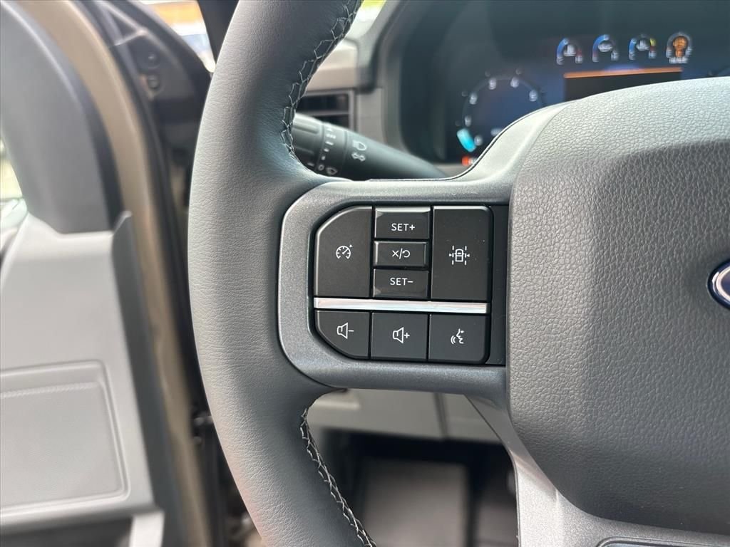 New 2026 Marsh Gray Ford XLT image 16
