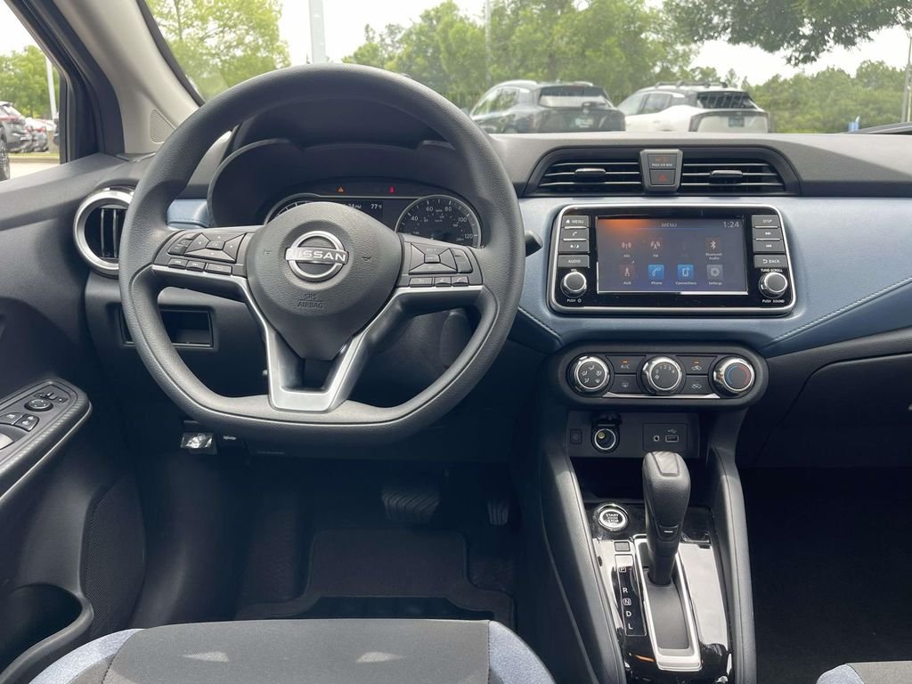 Used 2025 Black Nissan 1.6 SV image 10