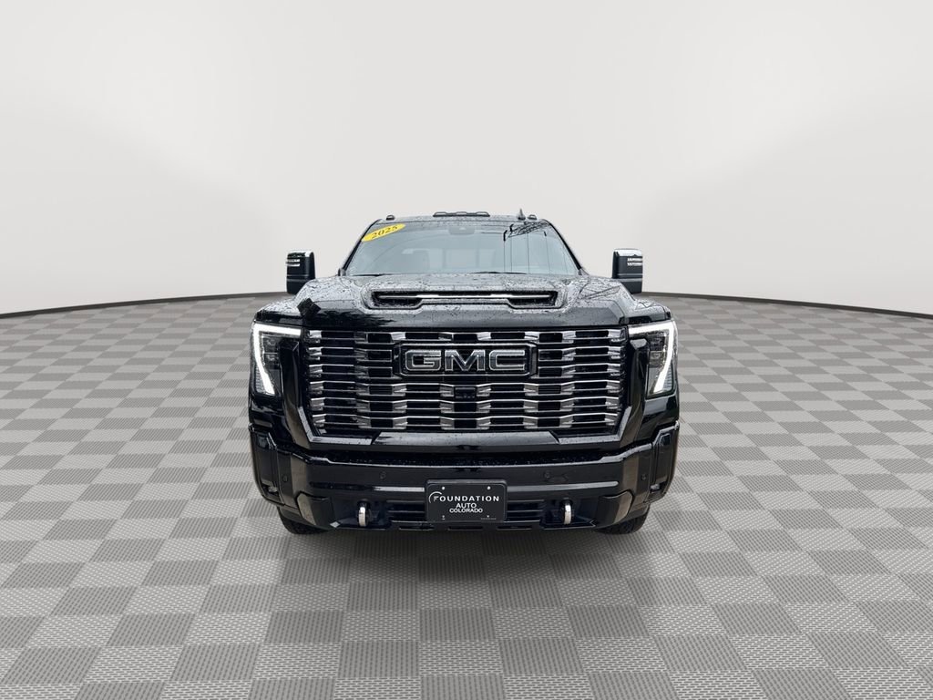 Used 2025 Onyx Black GMC Denali Ultimate image 5