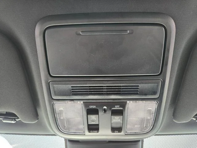 Used 2025 Gray Honda Sport-L image 27