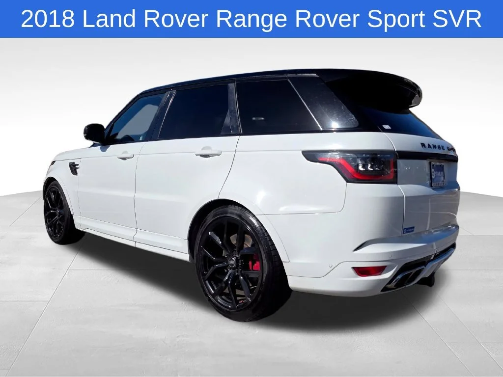 Used 2018 White Land Rover SVR image 6