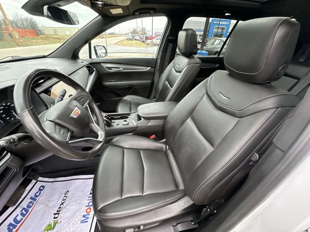 Used 2024 White Cadillac Luxury image 11