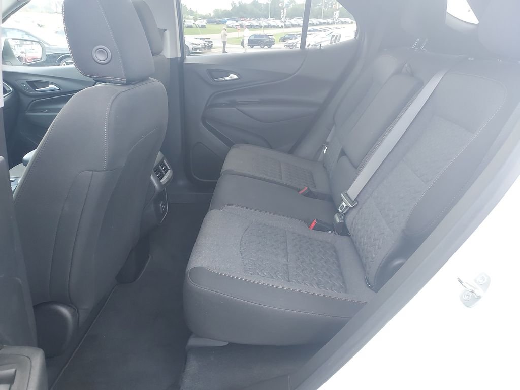 Used 2022 White Chevrolet LT image 14