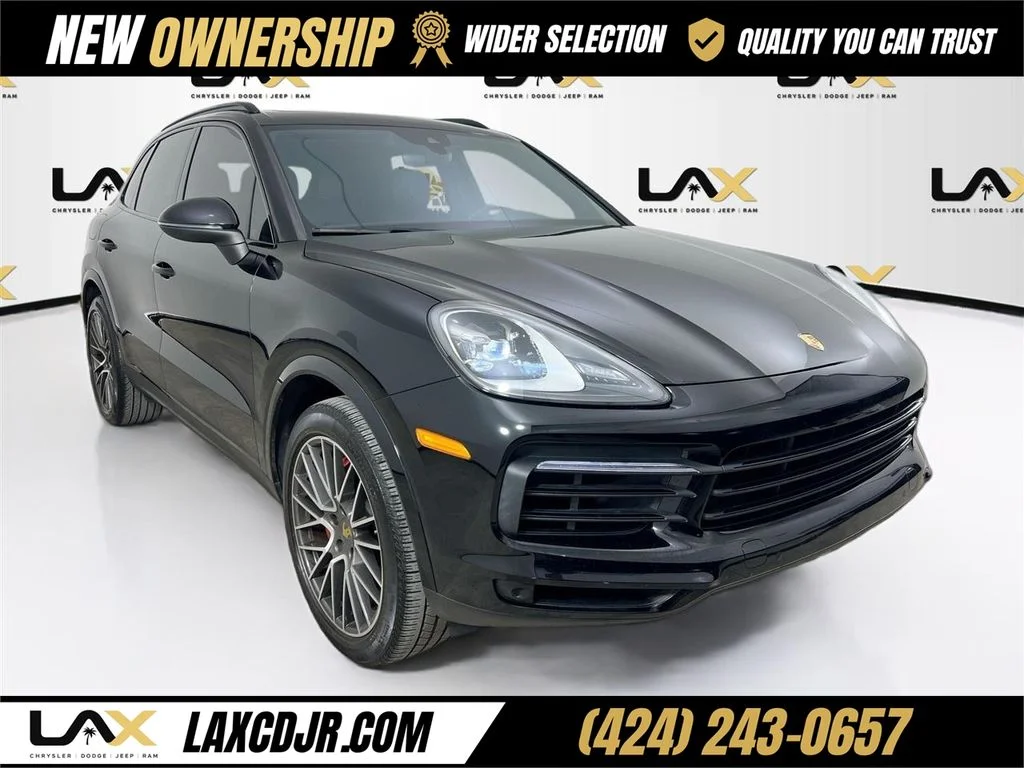 Used 2023  Porsche Base image 1