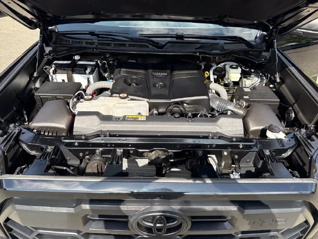 Used 2023 Midnight Black Metallic Toyota SR5 image 27