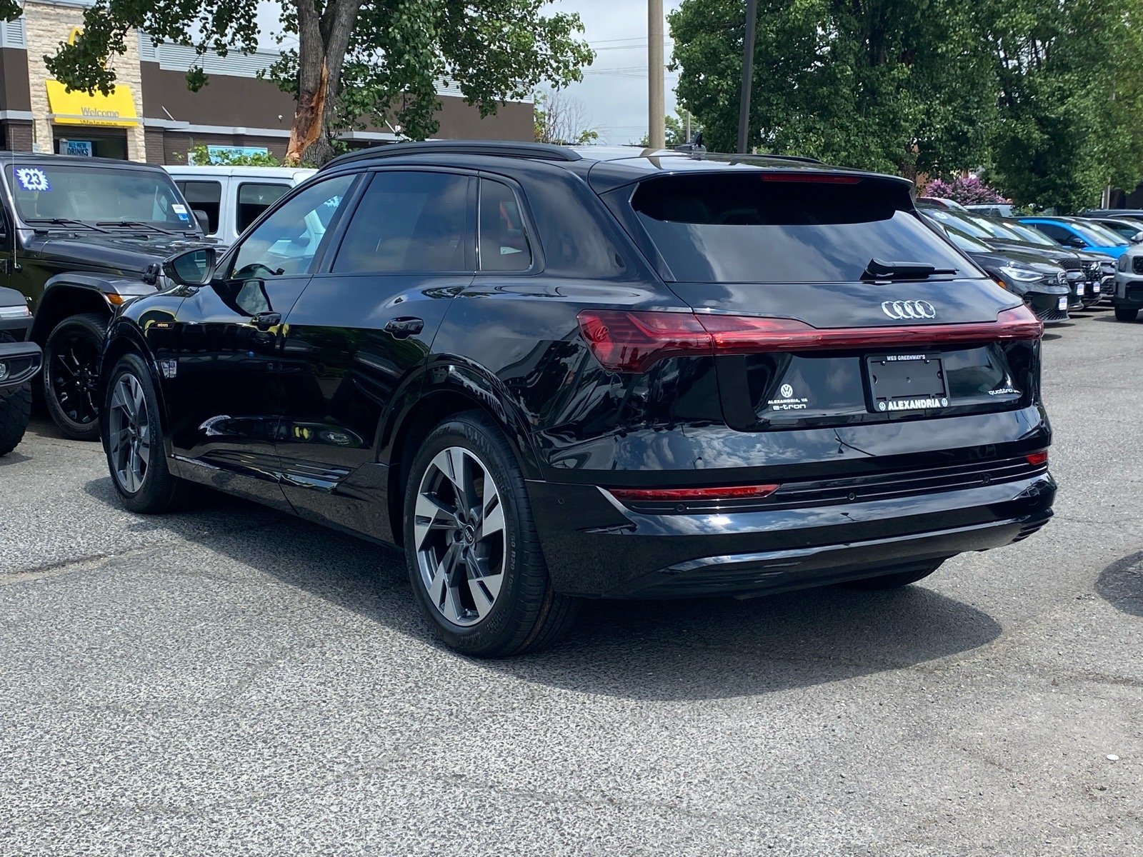 Used 2022 Black Audi Premium Plus image 4