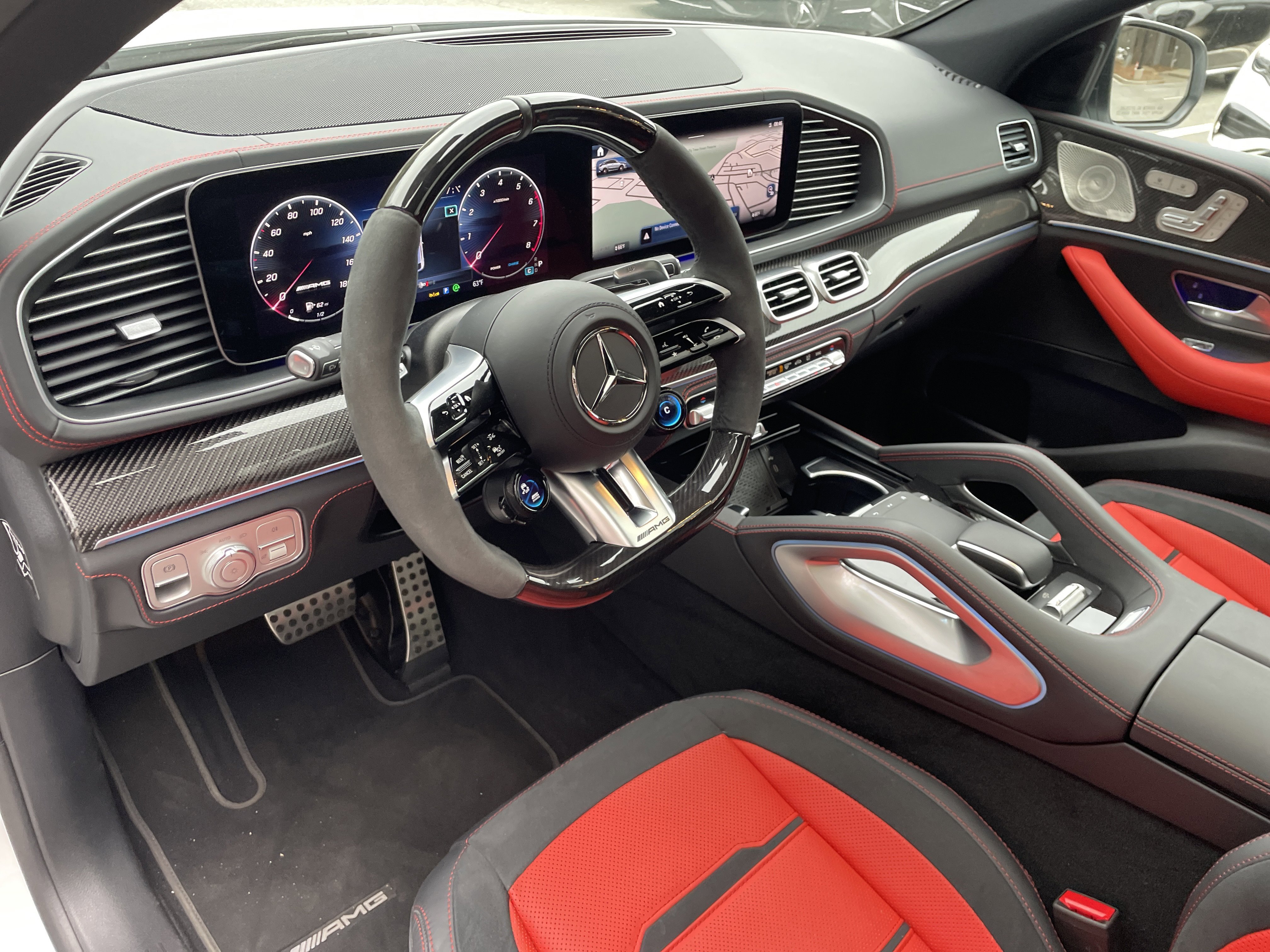 Certified Used 2025 MANUFAKTUR Moonlight White Metallic Mercedes-Benz AMG® GLE 53 4MATIC®+ Coupe image 19