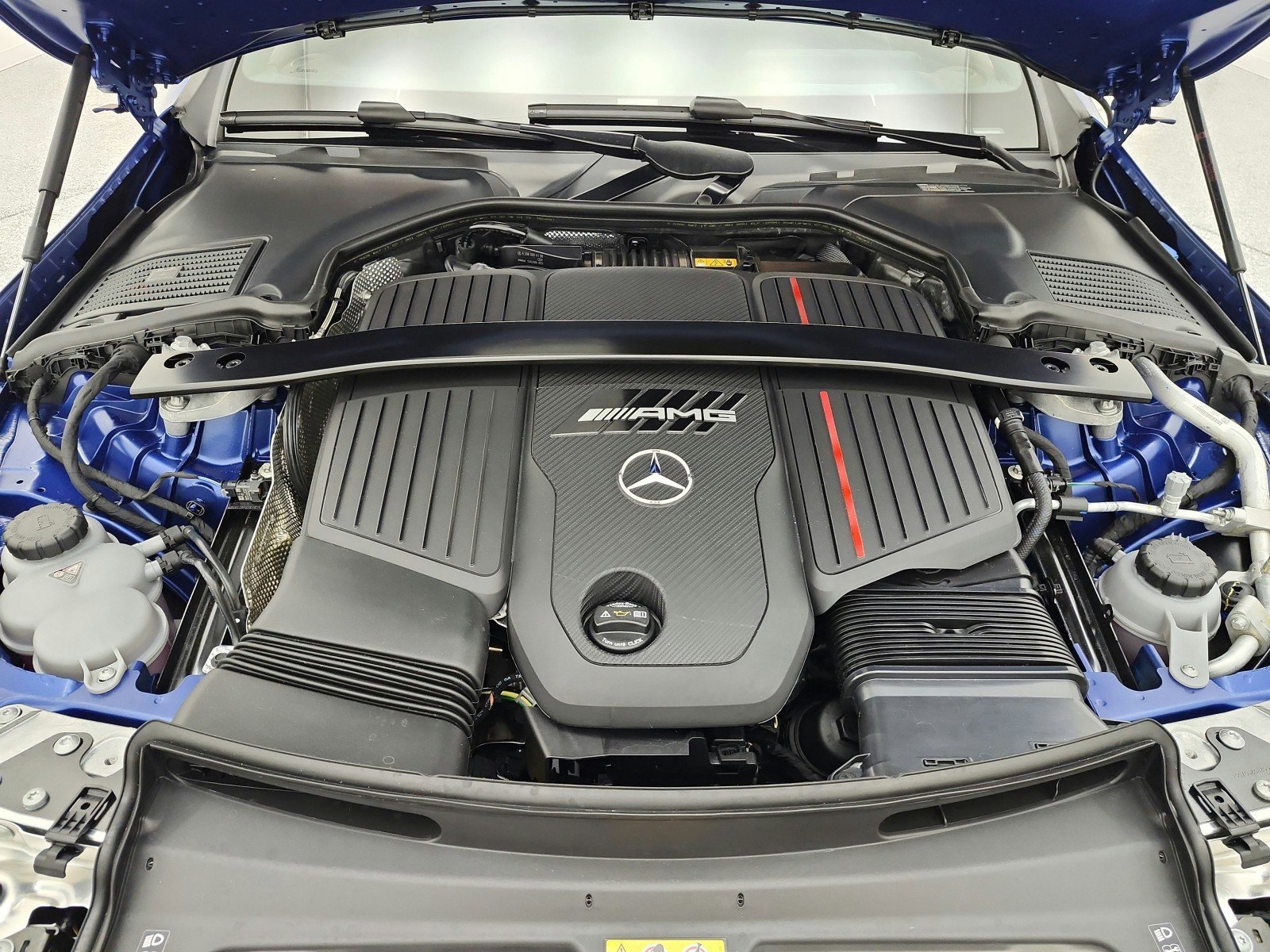 New 2026 MANUFAKTUR Starling Blue Magno Mercedes-Benz AMG® CLE 53 4MATIC+ Coupe image 43