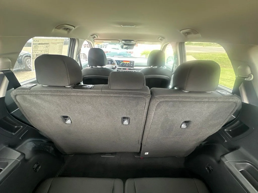 New 2026 White Kia LX image 20