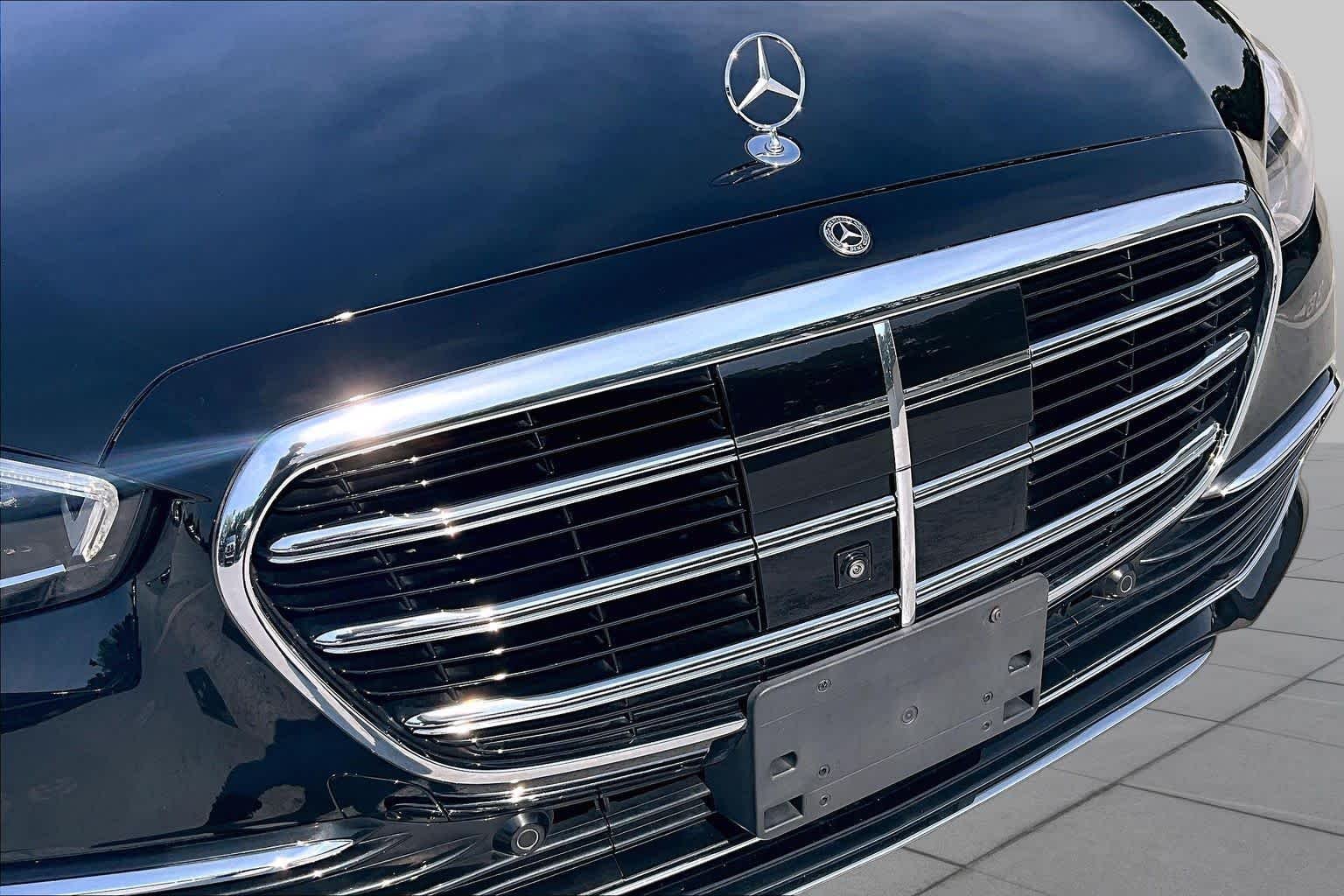Used 2021 Obsidian Black Mercedes-Benz S 580 image 30