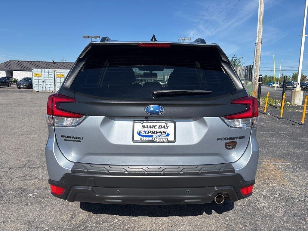 Used 2024 Ice Silver Metallic Subaru Wilderness image 6