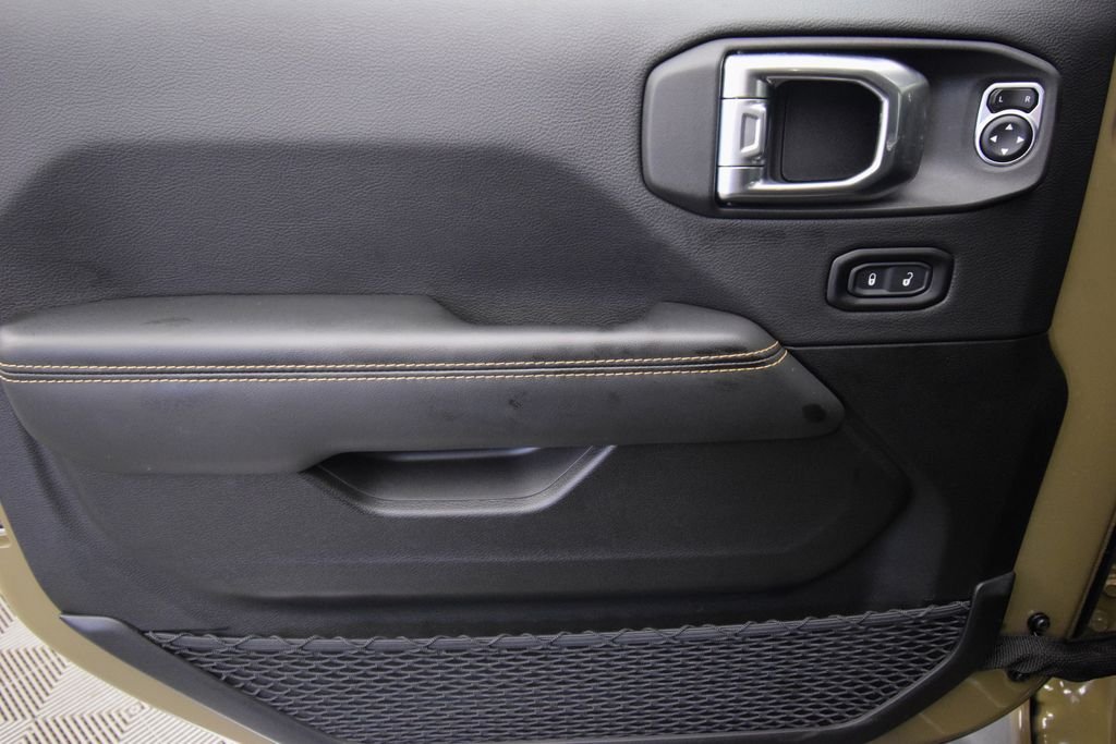 Used 2025 41 Jeep High Tide image 26