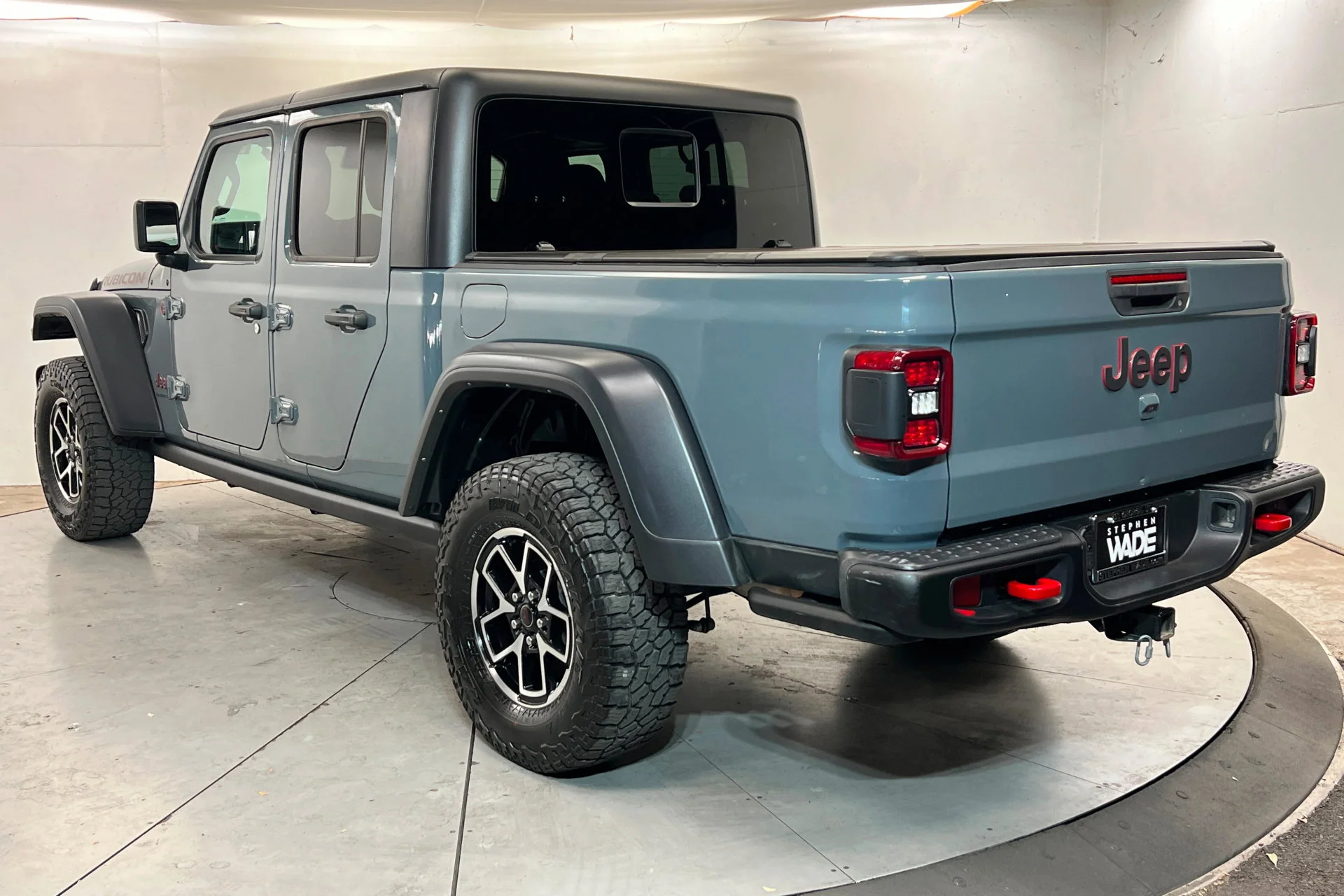 Used 2024 Anvil Clear Coat Jeep Rubicon image 3
