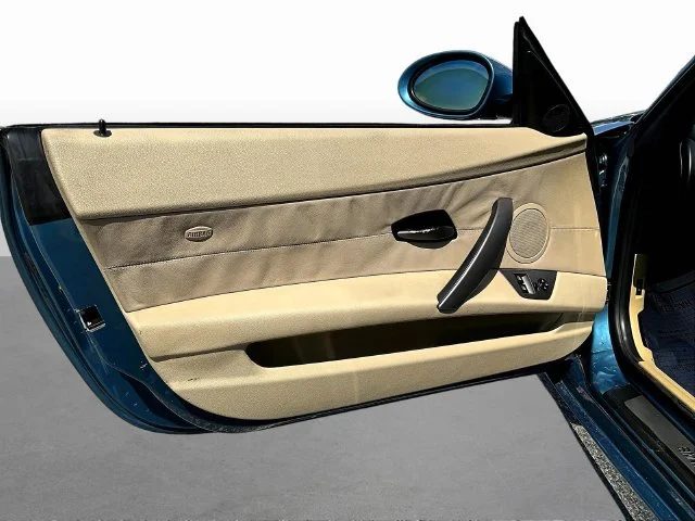 Used 2004 Blue BMW 2.5i image 20