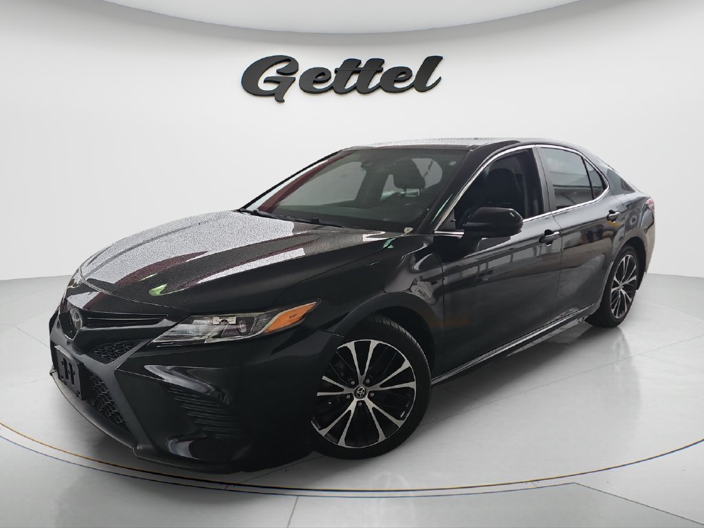 Used 2020 Black Toyota SE image 1