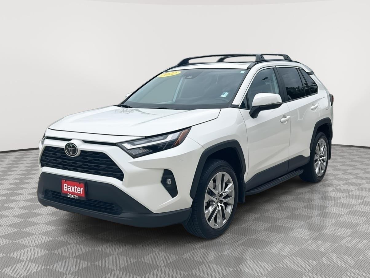 Used 2022 Blizzard Pearl Toyota XLE Premium image 7