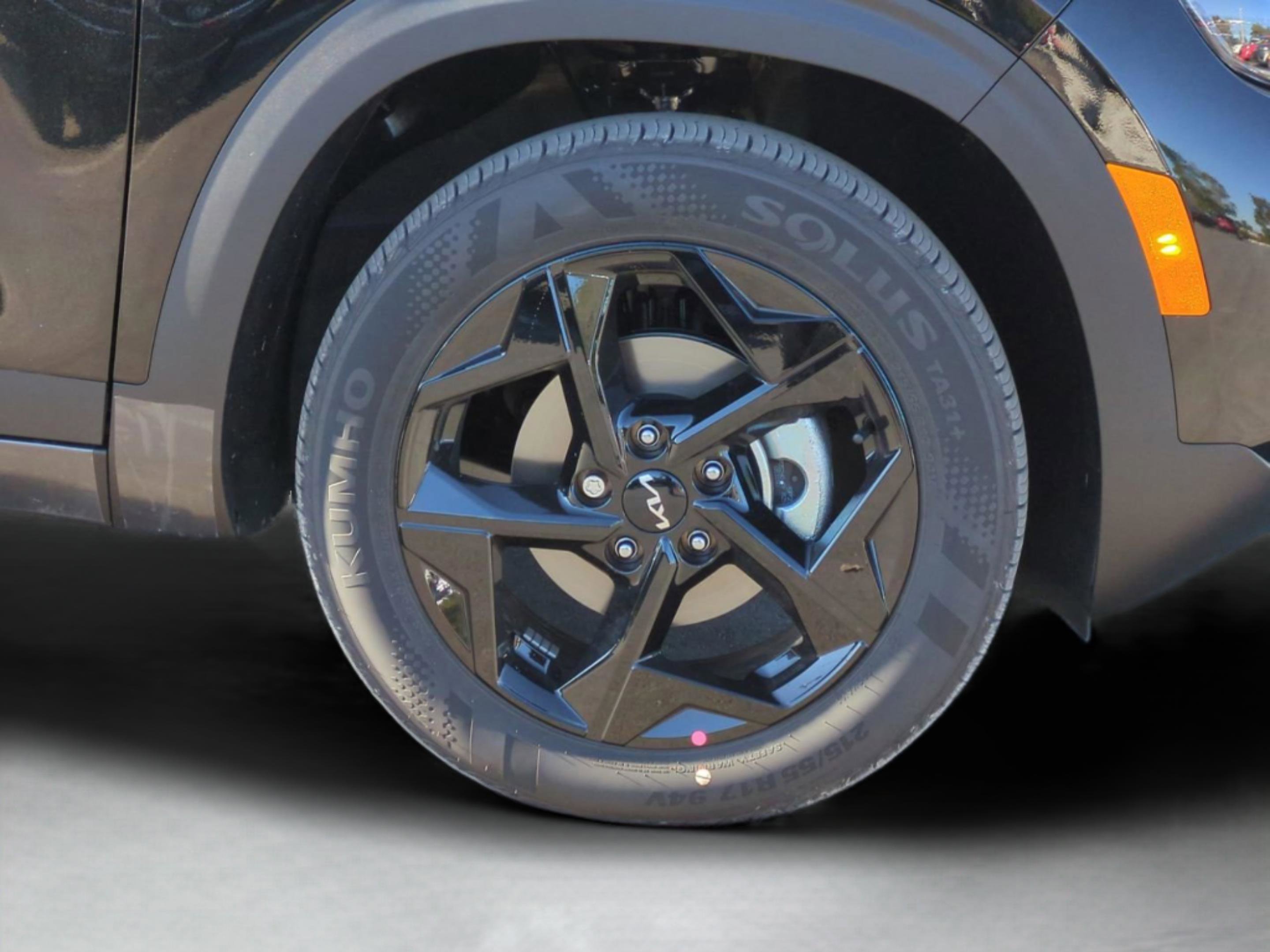 New 2026 Fusion Black Kia EX image 35