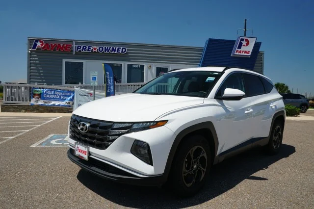 Used 2024 White Pearl Hyundai SEL image 1