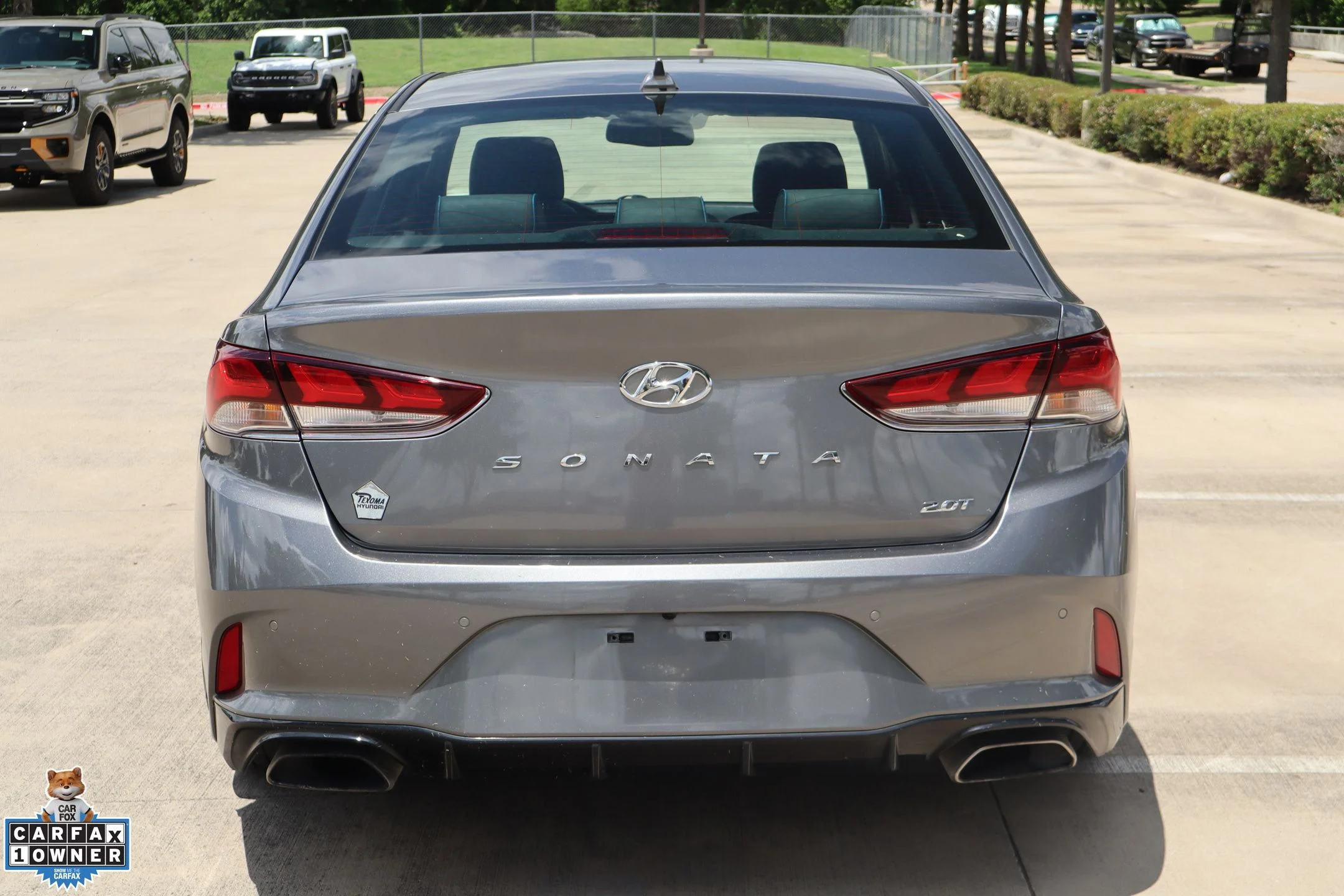 Used 2018 Gray Hyundai Limited image 4