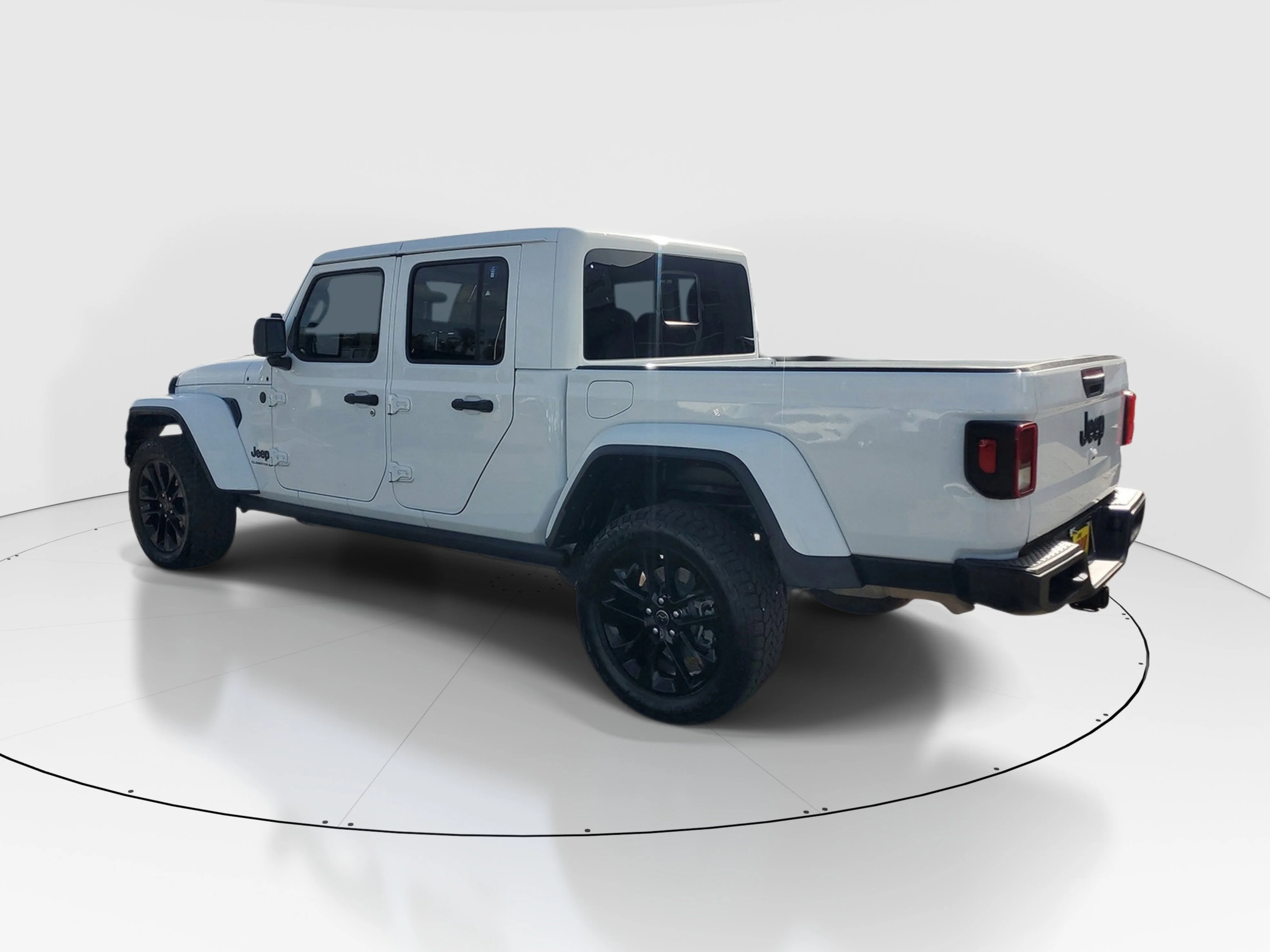 Used 2024 White Jeep Sport image 7